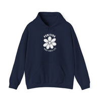 Gildan 18500 | Unisex "Positive Mind Vibes Life" Flower Hoodie – Minimalist Daisy Graphic – Premium Soft Fleece Motivational Pullover