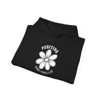 Gildan 18500 | Unisex "Positive Mind Vibes Life" Flower Hoodie – Minimalist Daisy Graphic – Premium Soft Fleece Motivational Pullover