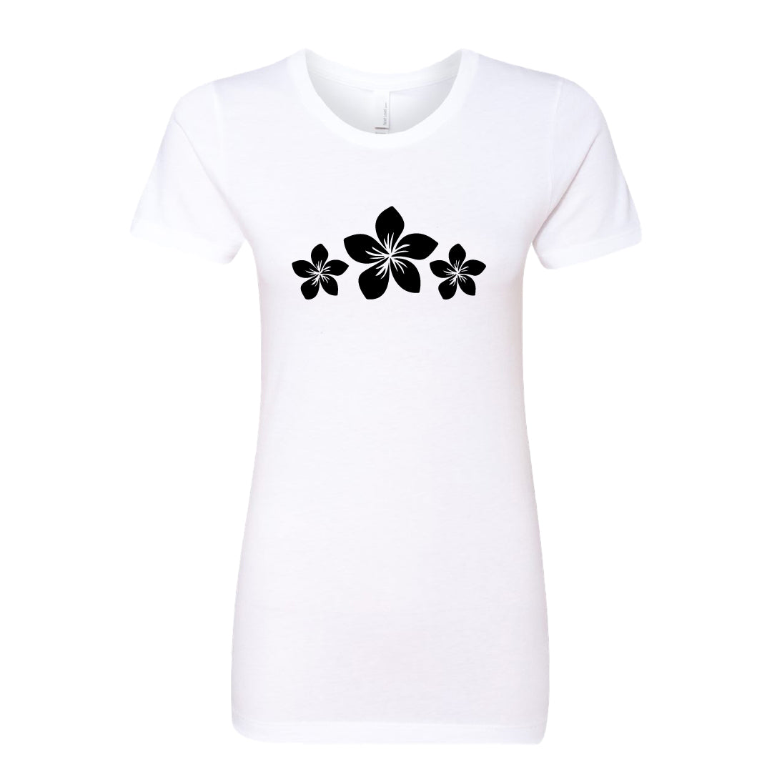 CHIC Plumeria Flower Women's T-Shirt – Soft & Flattering Tropical Tee