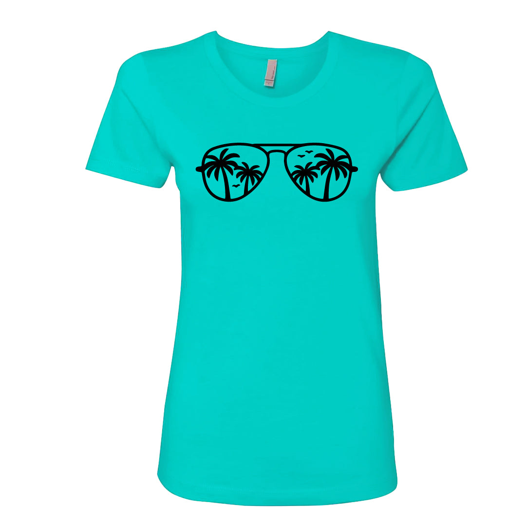 CHIC Palm Tree Sunglasses Women's T-Shirt – Stylish & Soft Vacation Tee
