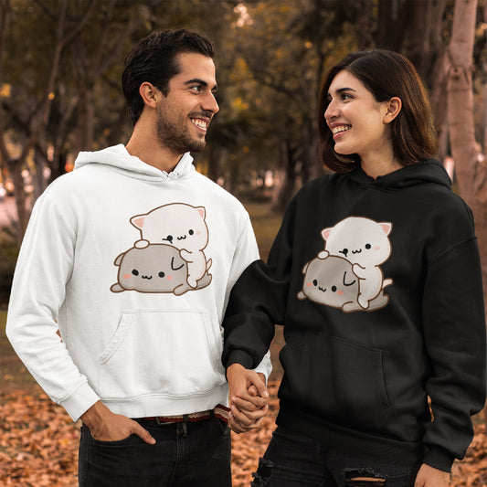 Unisex Peach & Goma Funny Hoodie – Cute Mochi Peach Cat Graphic Pullover – Kawaii Mocha & Milk Lovers Sweatshirt – Soft Fleece Cartoon Couple Hoodie