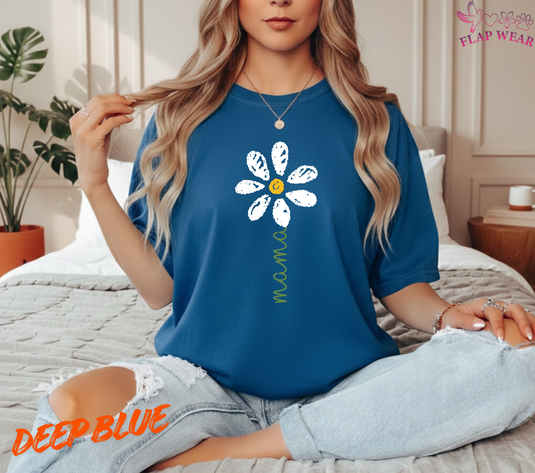 Daisy Mama Shirt, Mother's Day Gift, Minimalist Flower T-Shirt for Mom, Floral Tee, Cute Mama T Shirt, New Mom Gift, Hand-Drawn Daisy Shirt