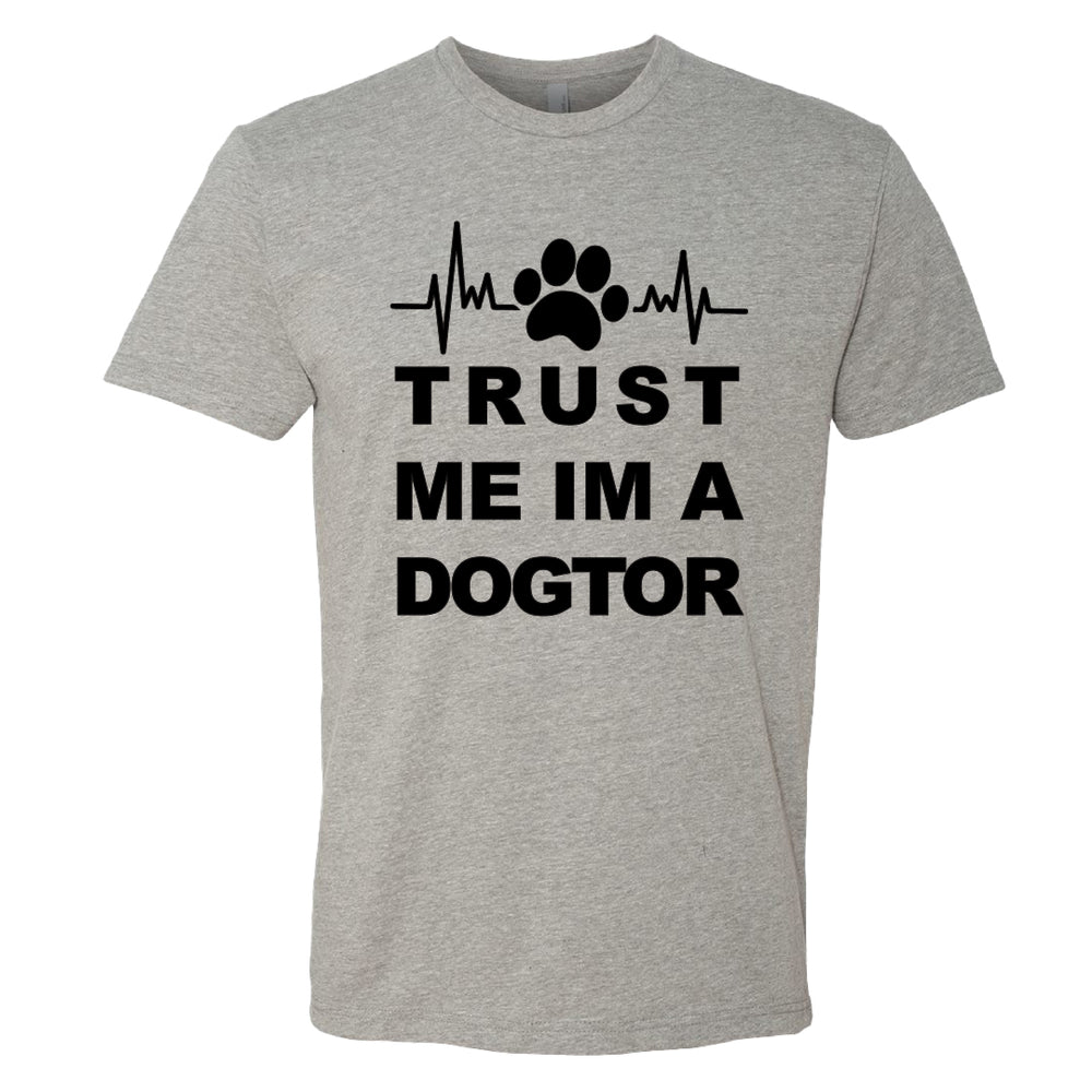 HUMOROUS "Trust Me I'm a Dogtor" Men's T-Shirt – Witty Dog Lover Tee