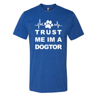 HUMOROUS "Trust Me I'm a Dogtor" Men's T-Shirt – Witty Dog Lover Tee